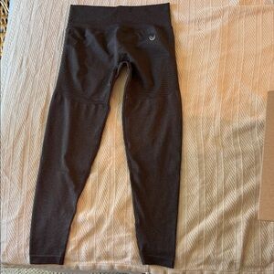 NWT Lazuli the Label leggings
